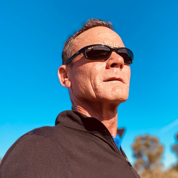 Meet your Posher, Sean - Picture 3 of 3